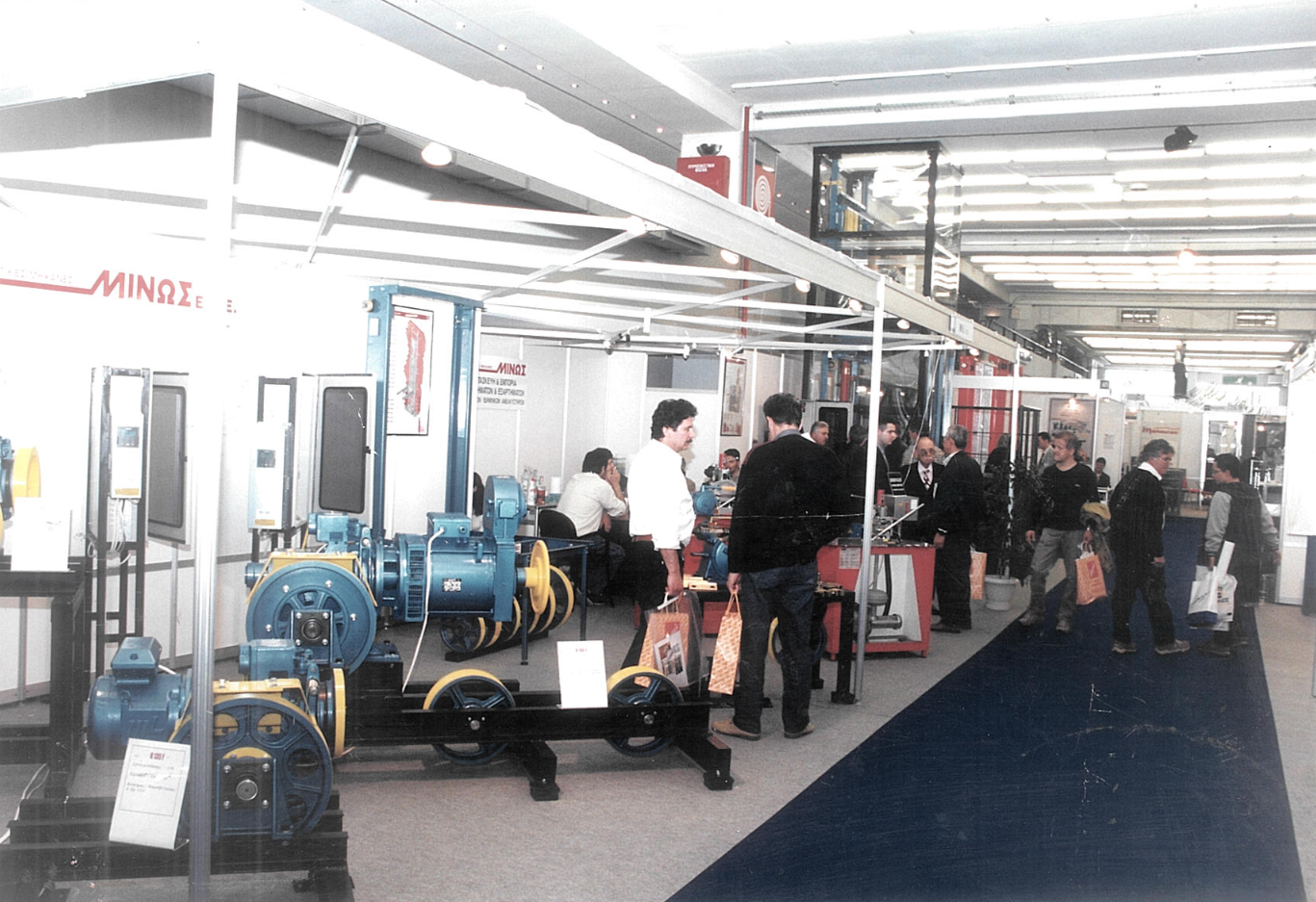 27-29 Απριλίου 2002 - Συμμετοχή ΜΙΝΩΣ σε έκθεση ανελκυστήρων
